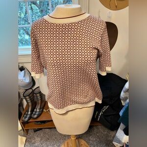 Womens Medium Adrianna Papell viscose/polyester shortsleeve sweater top like new